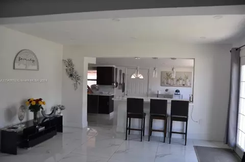 632 E 56th St, Hialeah, FL 33013 photo 8