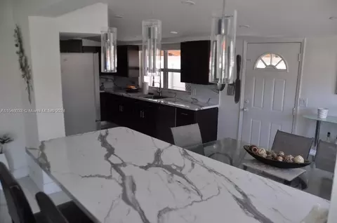 632 E 56th St, Hialeah, FL 33013 photo 11