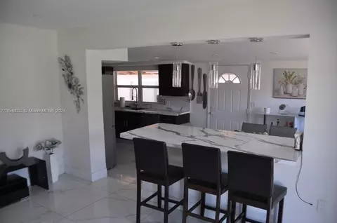 632 E 56th St, Hialeah, FL 33013 photo 10