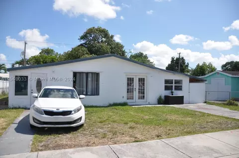 632 E 56th St, Hialeah, FL 33013 photo 1