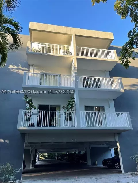 645 NE 121st St #307, North Miami, FL 33161
