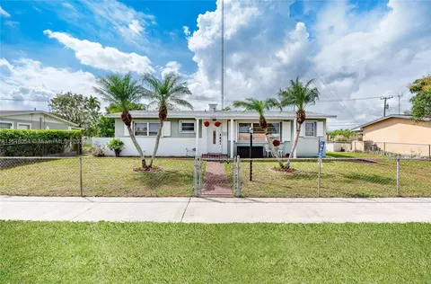 20030 NW 3rd Pl, Miami Gardens, FL 33169