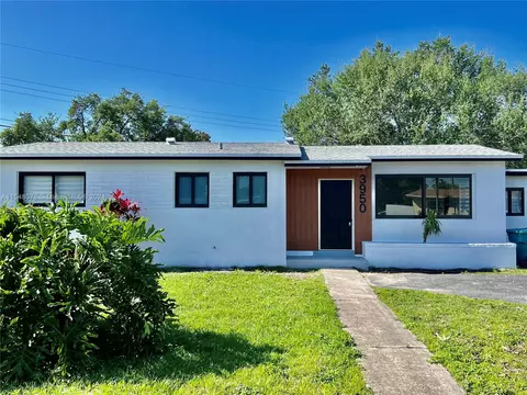 3950 NW 168th Ter, Miami Gardens, FL 33055