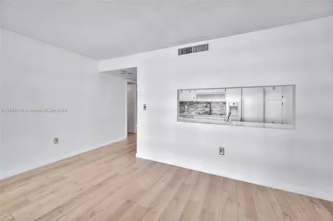 Undisclosed, Key Biscayne, FL 33149 photo 5