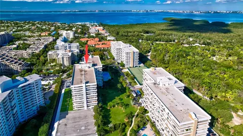 Undisclosed, Key Biscayne, FL 33149 photo 34