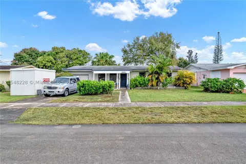 8961 SW 127th Ter, Miami, FL 33176