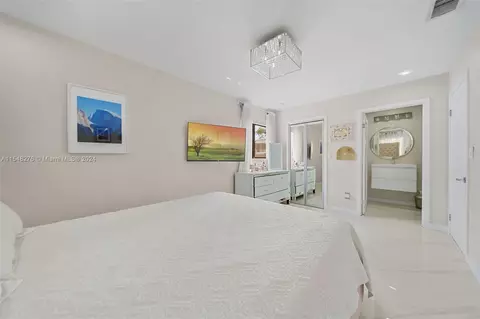 9703 Hammocks Blvd #101, Miami, FL 33196 photo 12