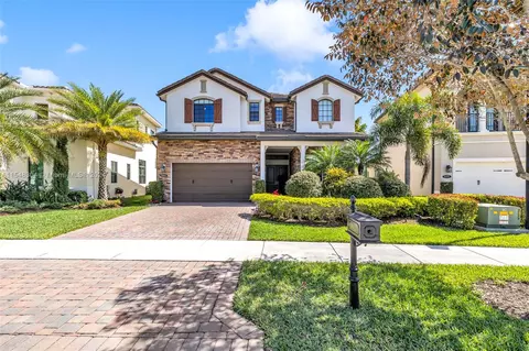 9083 Grand Prix Ln, Boynton Beach, FL 33472