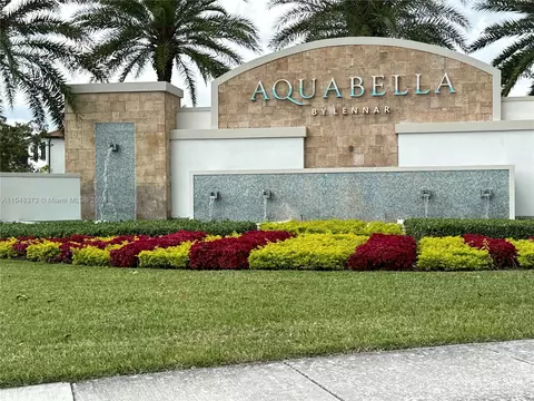 11439 W 34th Ln, Hialeah, FL 33018