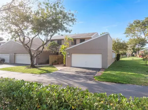 5132 S University Dr #5132, Davie, FL 33328