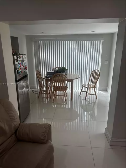 Dining - 630 W 50th Pl, Hialeah, FL 33012 photo 1 of 1