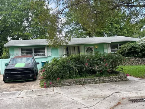 1045 NW 57th St, Miami, FL 33127