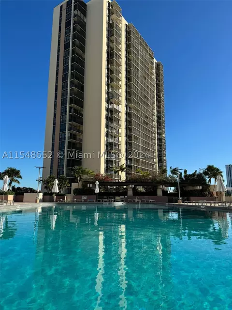 20379 W Country Club Dr #2133, Aventura, FL 33180