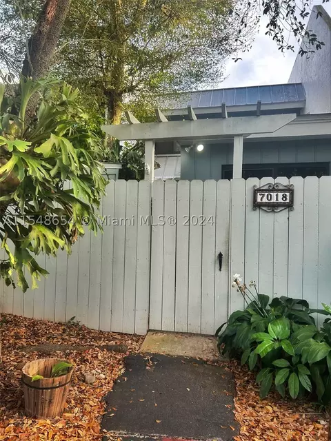 Undisclosed, Miami, FL 33155