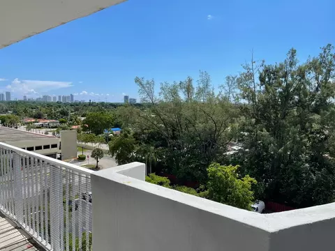 1300 NE Miami Gardens Dr #801E, Miami, FL 33179