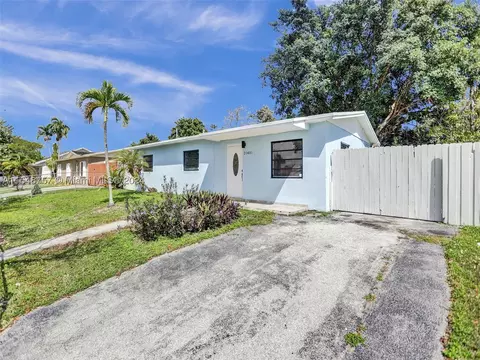 21401 SW 102nd Ave, Cutler Bay, FL 33189