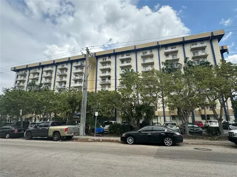 801 NW 47th Ave #305W, Miami, FL 33126