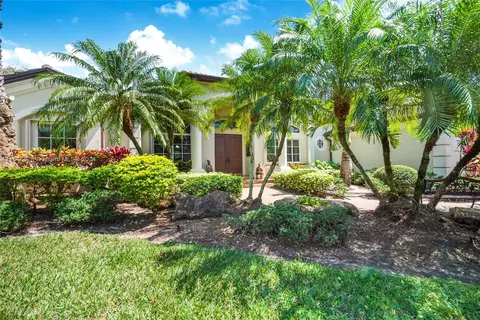 14831 SW 95th Ct, Miami, FL 33176