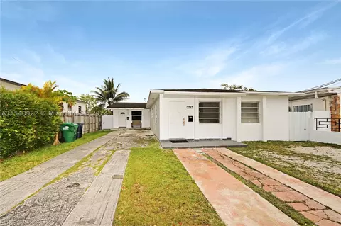 Undisclosed, Miami, FL 33165