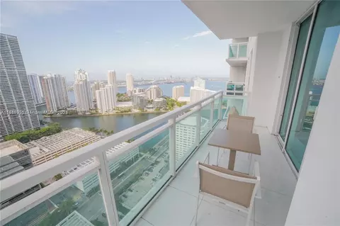 950 Brickell Bay Dr #3506, Miami, FL 33131