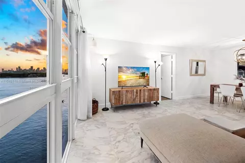 1228 West Ave #915, Miami Beach, FL 33139