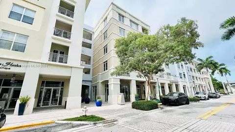 1200 Town Center Dr #204, Jupiter, FL 33458