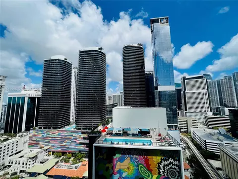 1000 Brickell Plz #2614, Miami, FL 33131