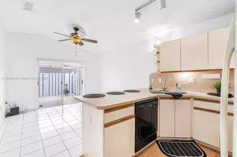 Kitchen - 7705 W 34th Ln, Hialeah, FL 33018 photo 1 of 4