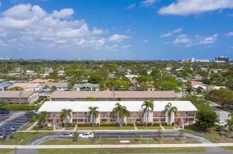 2141 NE 56th St #105, Fort Lauderdale, FL 33308