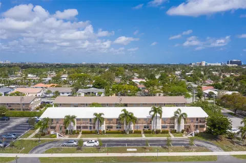 2141 NE 56th St #105, Fort Lauderdale, FL 33308