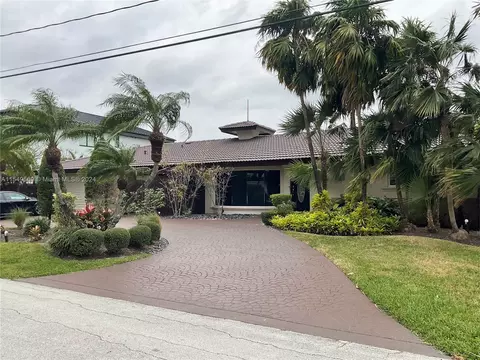 2839 NE 26th Ct, Fort Lauderdale, FL 33306