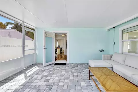 1611 SE 1st St, Pompano Beach, FL 33060 photo 25