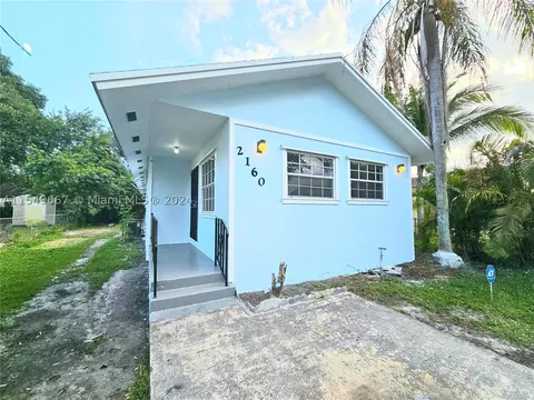 2160 NW 45th St, Miami, FL 33142