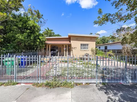 3237 SW 2nd St, Miami, FL 33135