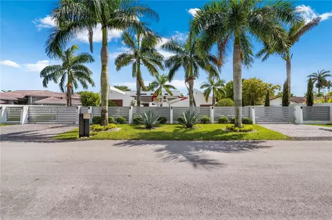 14090 SW 34th St, Miami, FL 33175