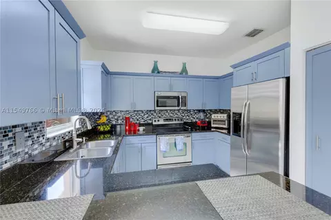 Undisclosed, Miami, FL 33186