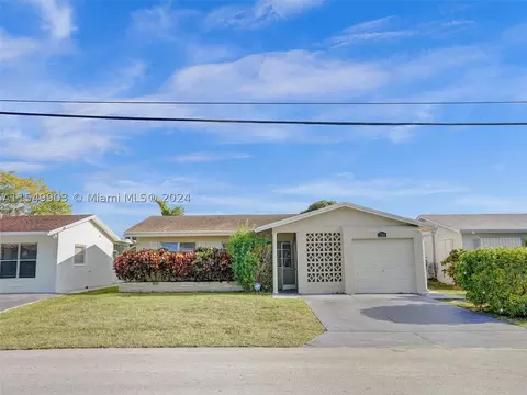 7204 NW 61st St, Tamarac, FL 33321