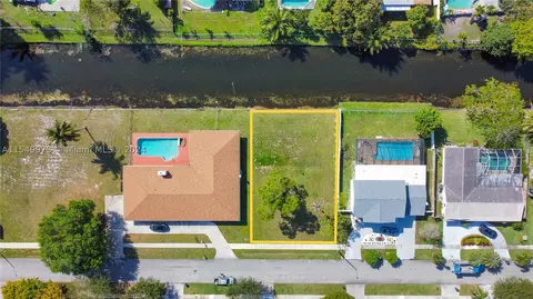42 Nw Ave, Coconut Creek, FL 33066