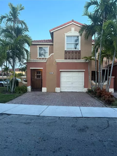 3021 SW 152nd Ct, Miami, FL 33185