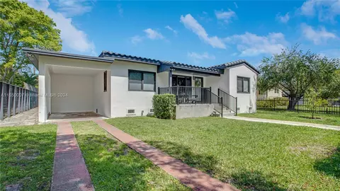6131 SW 16 St, Miami, FL 33155