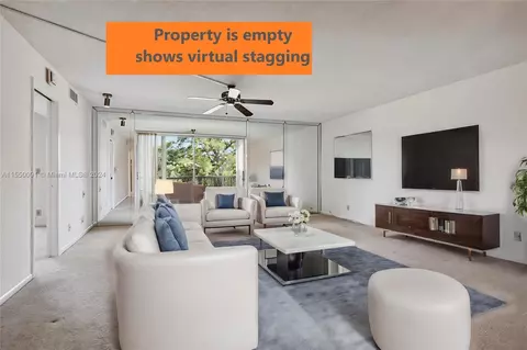 271 S Hollybrook Dr #302, Pembroke Pines, FL 33025