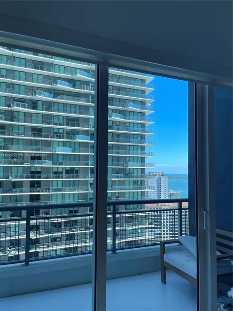 60 SW 13th St #2616, Miami, FL 33130 photo 35
