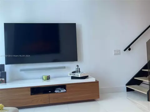 60 SW 13th St #2616, Miami, FL 33130 photo 34