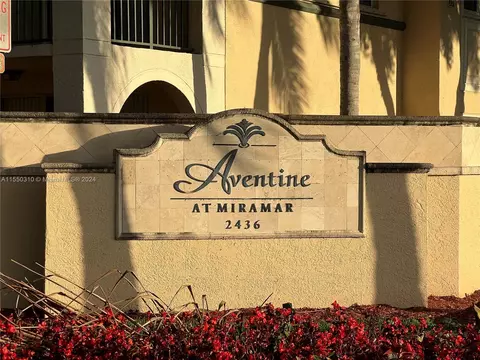 2494 Centergate Dr #208, Miramar, FL 33025