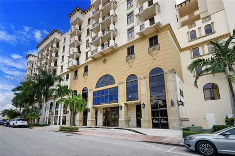 1805 Ponce De Leon Blvd #622, Coral Gables, FL 33134