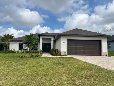 1813 SW 25 Ter, Cape Coral, FL 33914