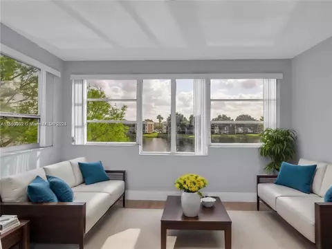 7380 N Devon Dr #307, Tamarac, FL 33321