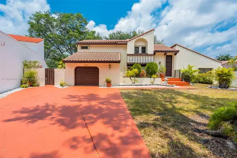 2880 Evergreen Way, Hollywood, FL 33026