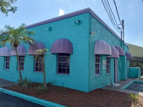 8220 Hanley Rd, Tampa, FL 33634