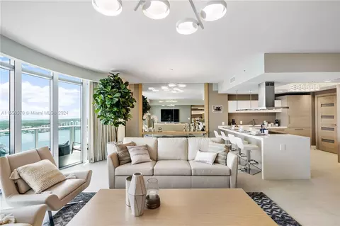 17111 Biscayne Blvd #2111, North Miami Beach, FL 33160